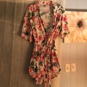 Get it while you can; one of lowest price on Poshm